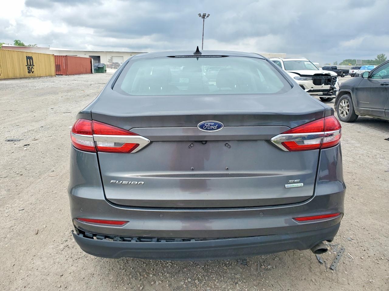 2019 Ford Fusion Se - Image 6