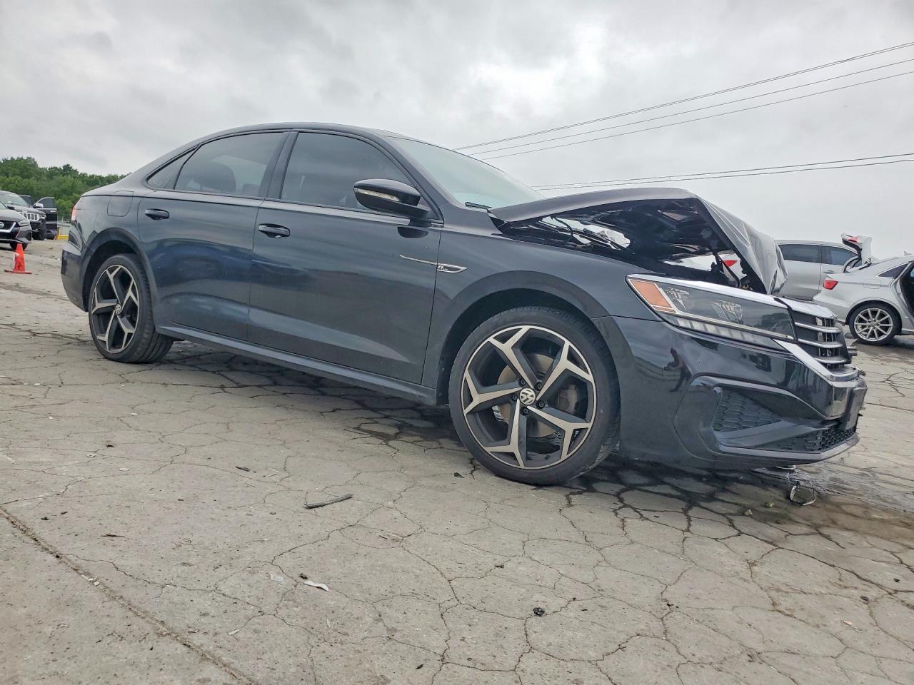 2020 Volkswagen Passat R-Line - Фото 4