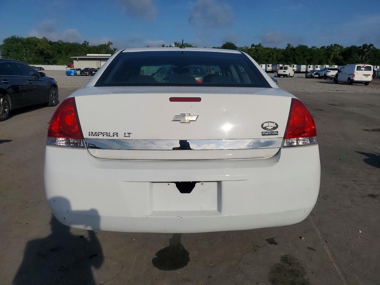 2010 Chevrolet Impala Lt - Image 6