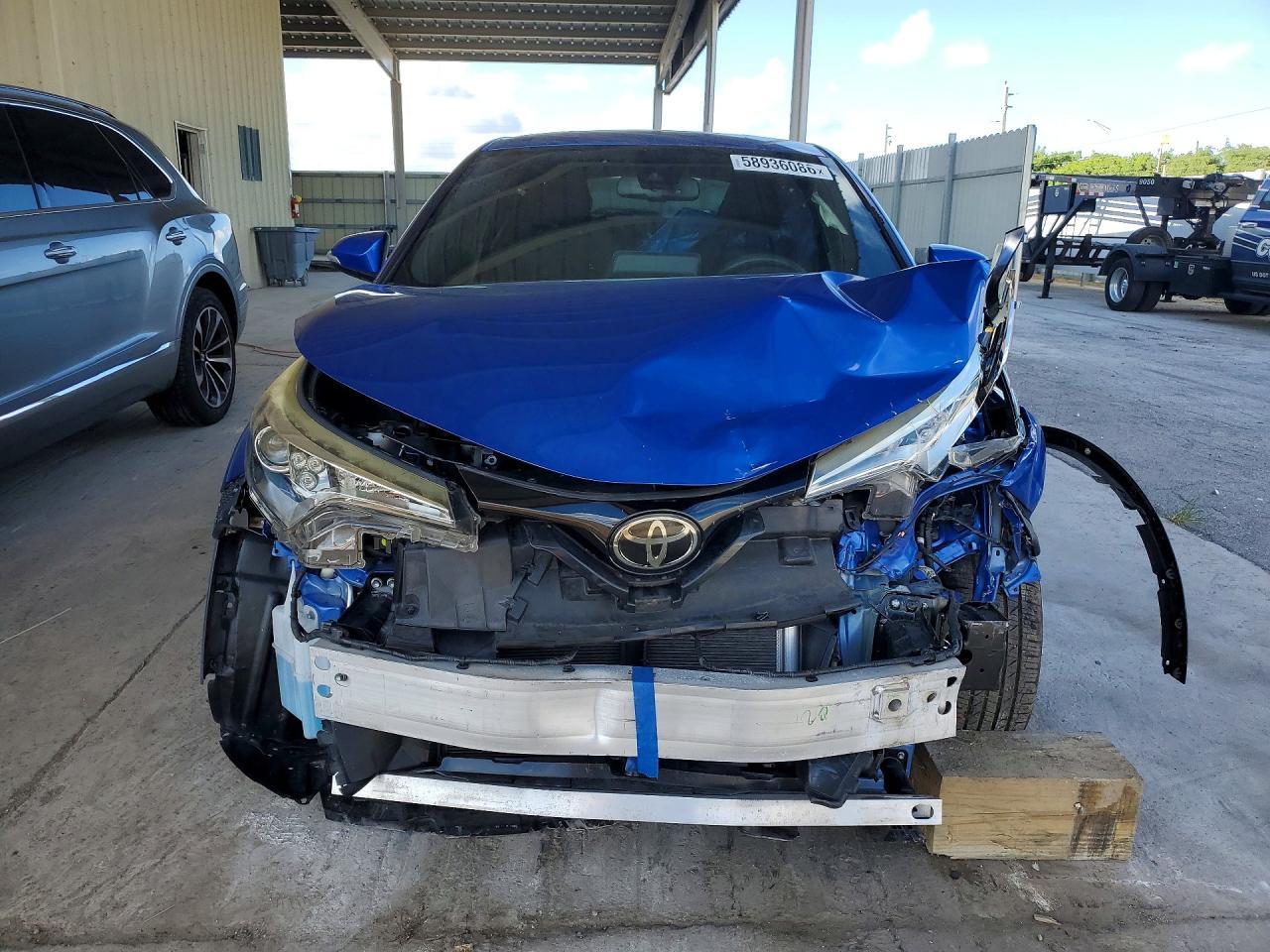 2019 Toyota C-Hr Le - Фото 5