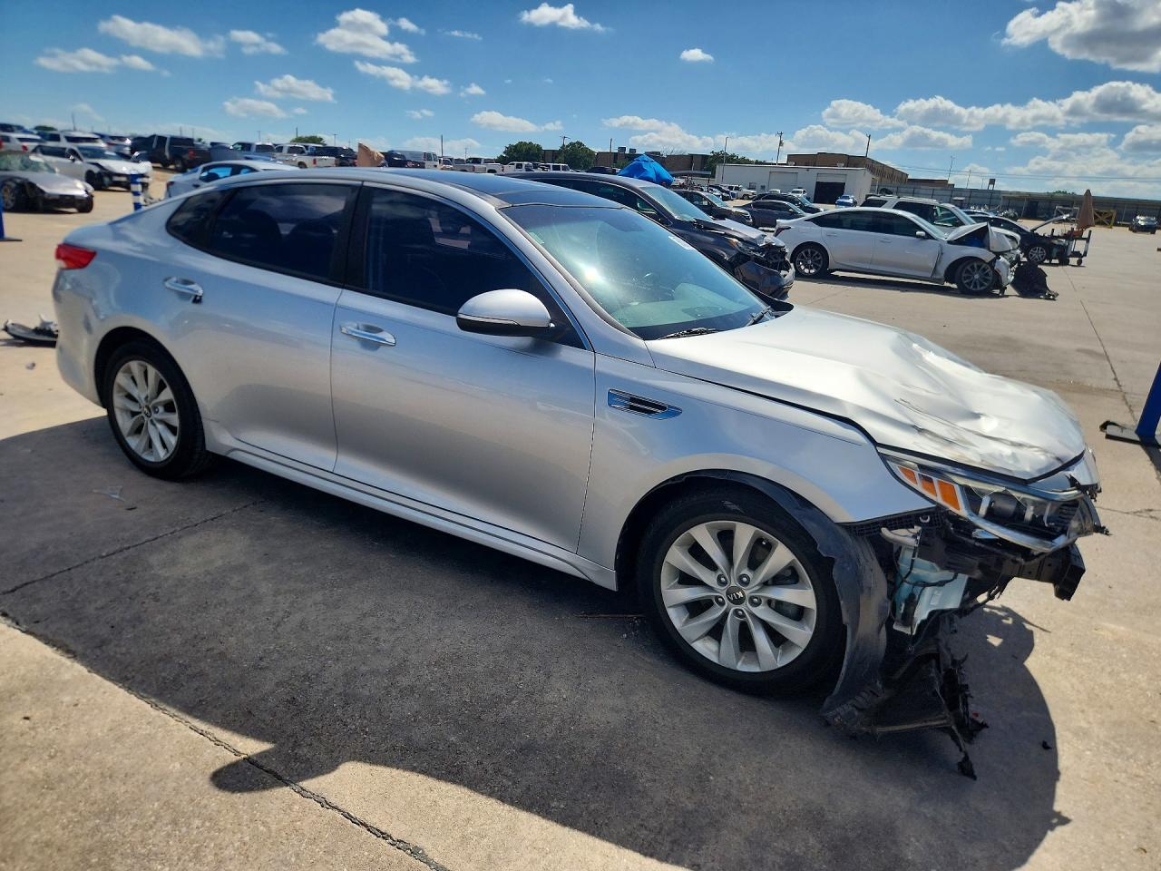2016 Kia Optima Ex - Image 4