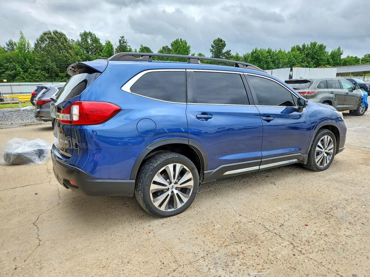 2020 Subaru Ascent Limited - Image 3