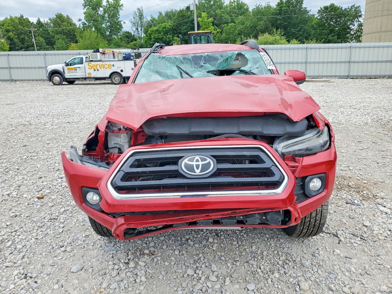 2023 Toyota Tacoma Sr5 V6 - Image 5