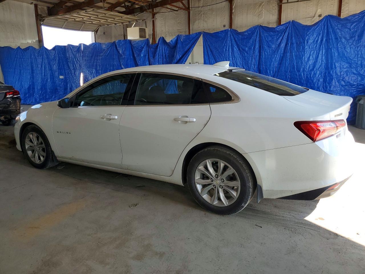 2022 Chevrolet Malibu Lt - Image 2