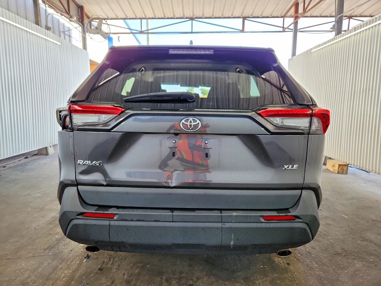 2023 Toyota Rav4 Xle - Image 6