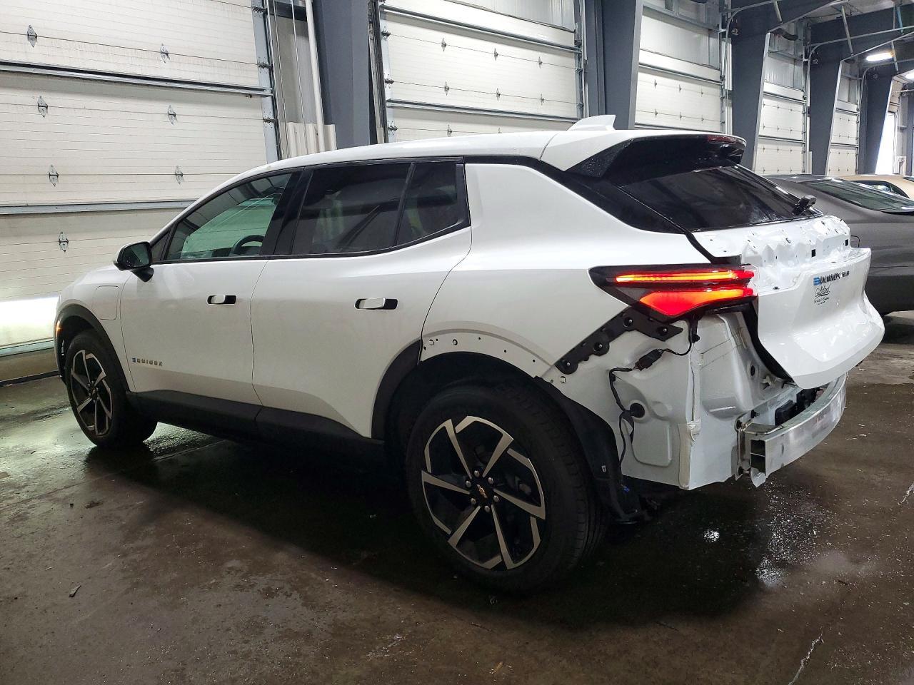2026 Chevrolet Equinox Lt - Фото 2