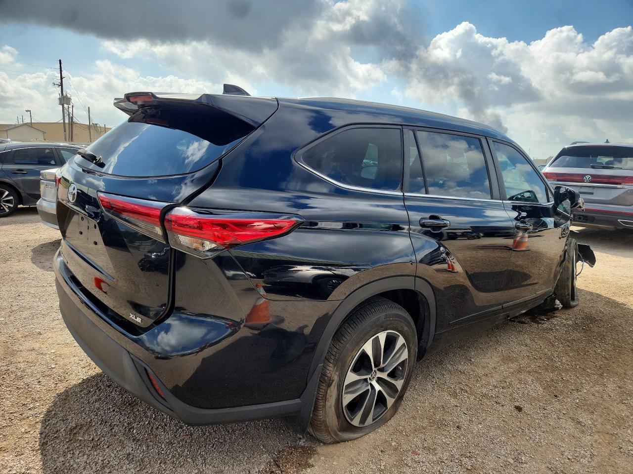 2023 Toyota Highlander Xle - Фото 3
