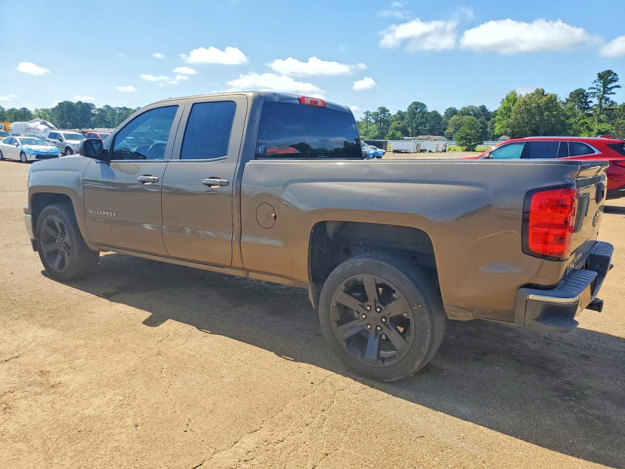 2014 Chevrolet Silverado C1500 Lt - Image 2