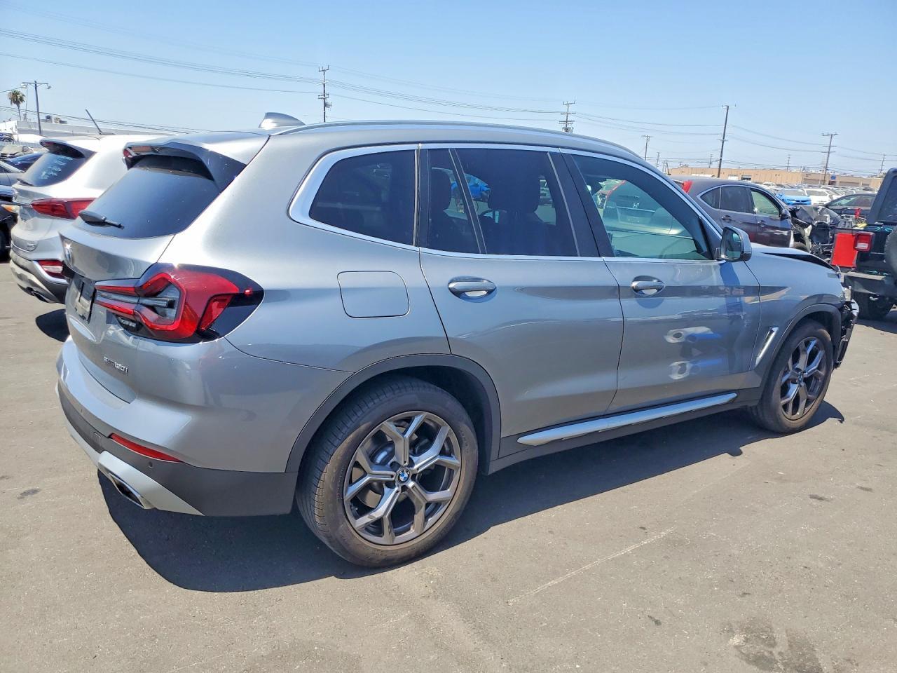 2024 BMW X3 Sdrive30I - Фото 3