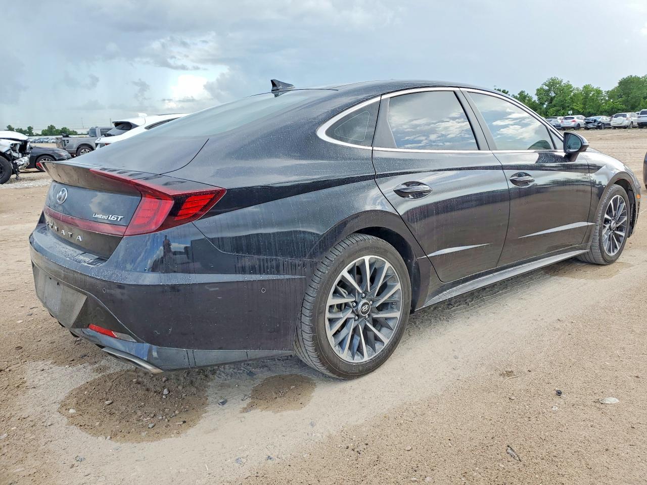 2023 Hyundai Sonata Limited - Image 3