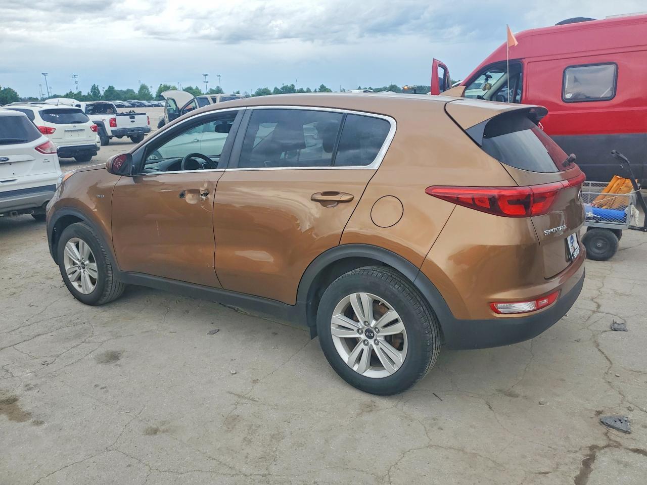 2018 Kia Sportage Lx - Image 2