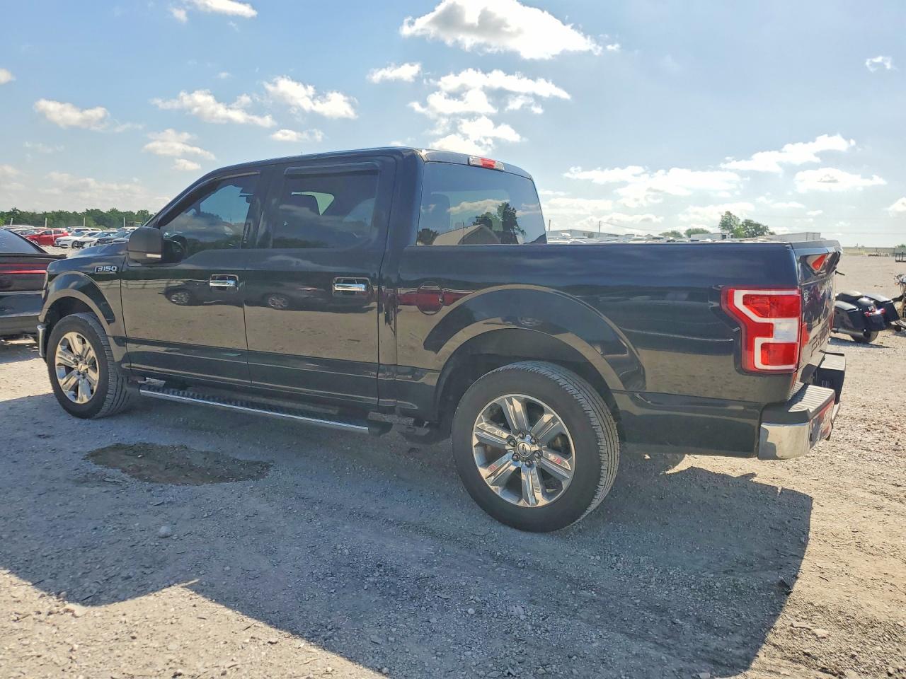 2018 Ford F150 Supercrew - Фото 2