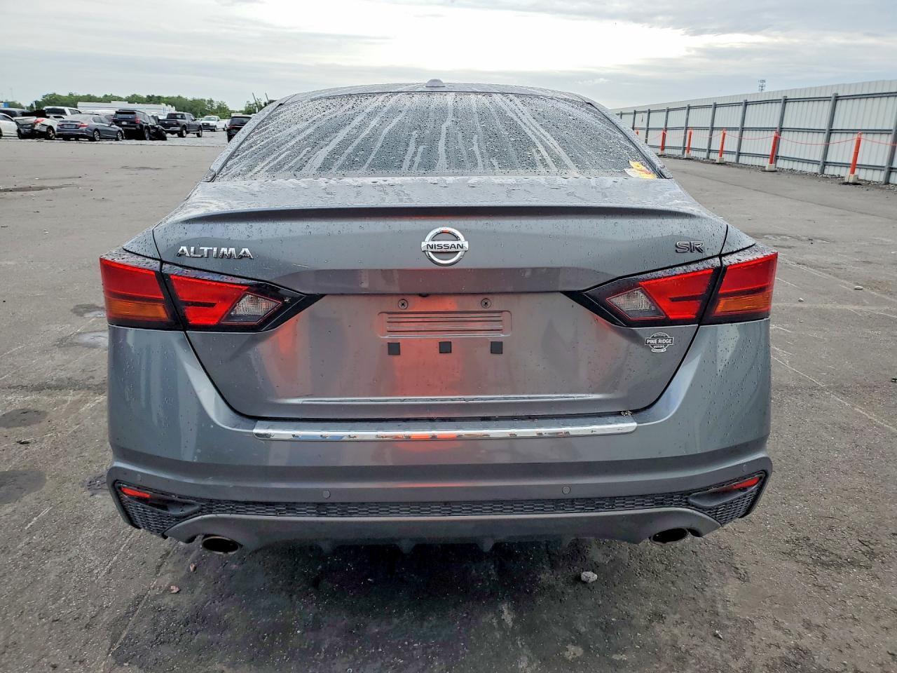 2022 Nissan Altima Sr - Image 6