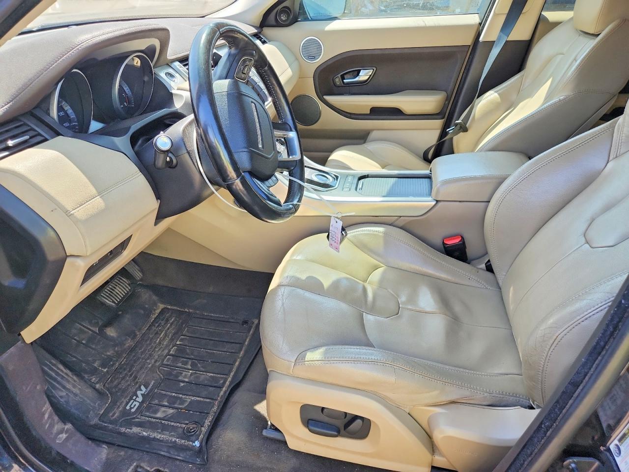 2013 Land Rover Range Rover Evoque Pure Premium - Image 7