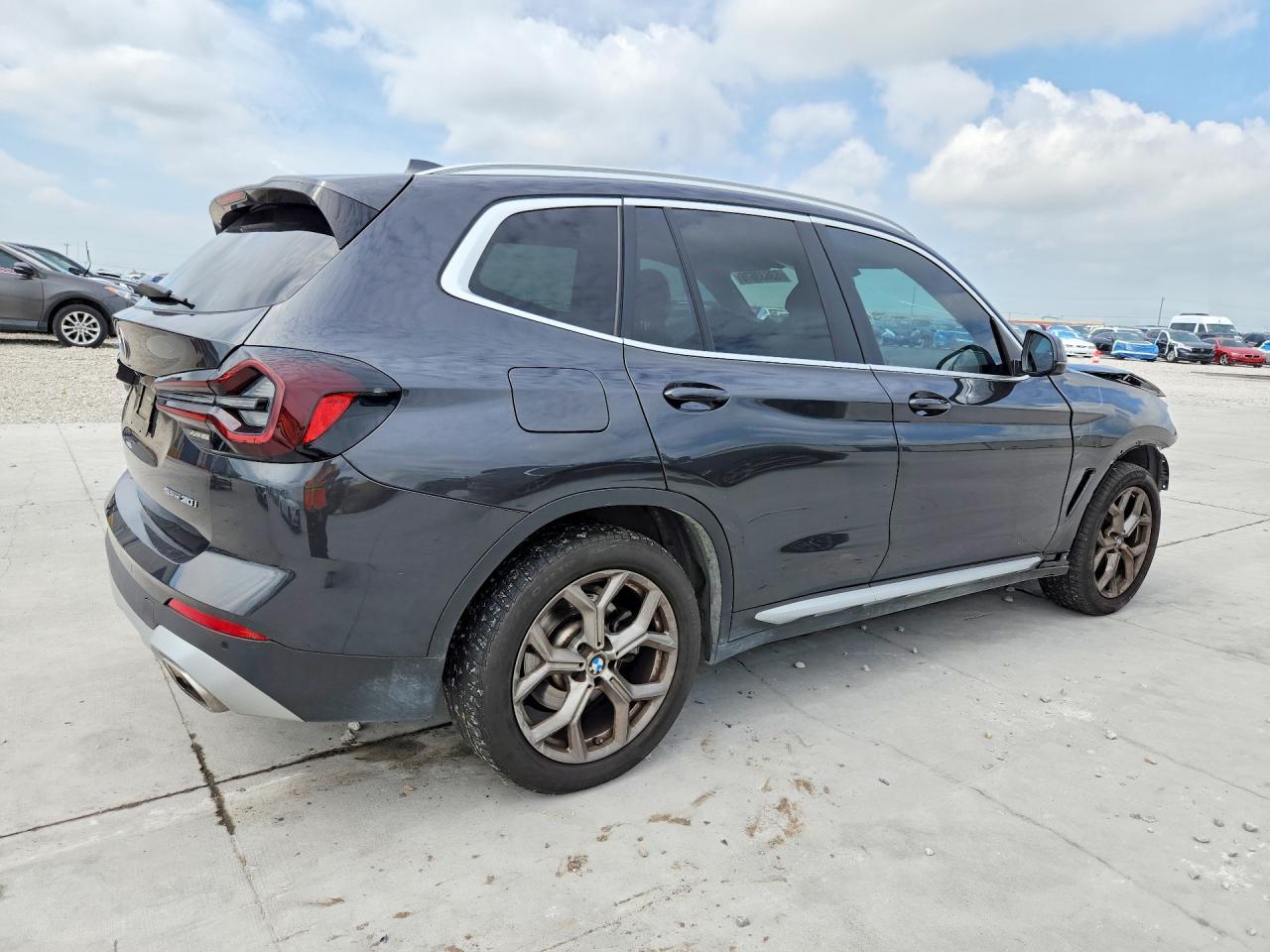 2023 BMW X3 Sdrive30I - Фото 3