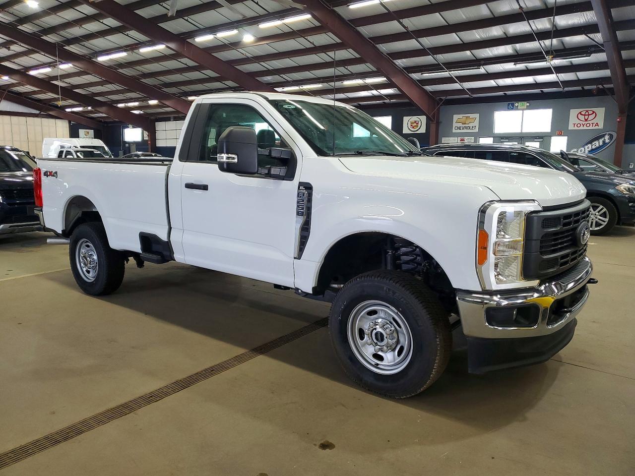 2023 Ford F250 Super Duty - Image 4