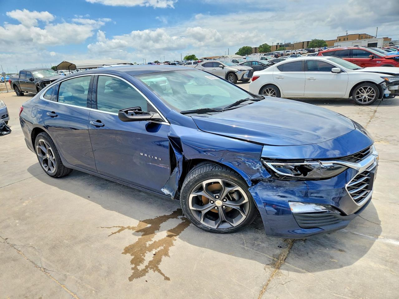 2022 Chevrolet Malibu Lt - Фото 4