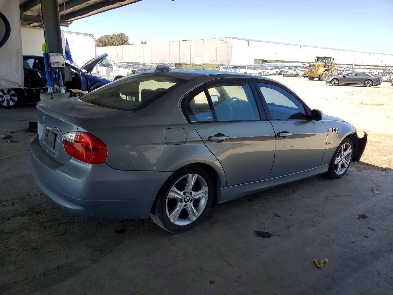 2006 BMW 325 I - Фото 3