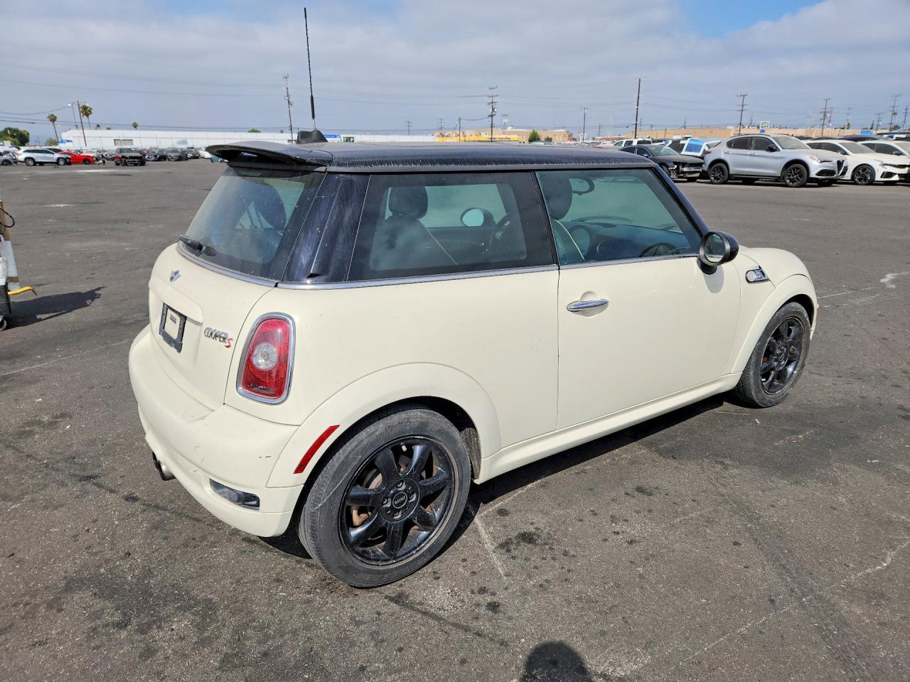 2010 Mini Cooper S - Фото 3