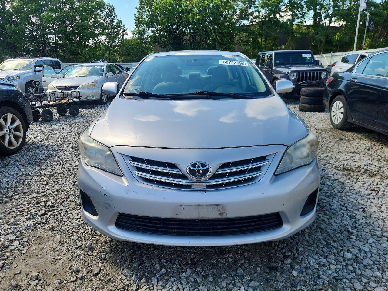 2013 Toyota Corolla Le - Фото 5