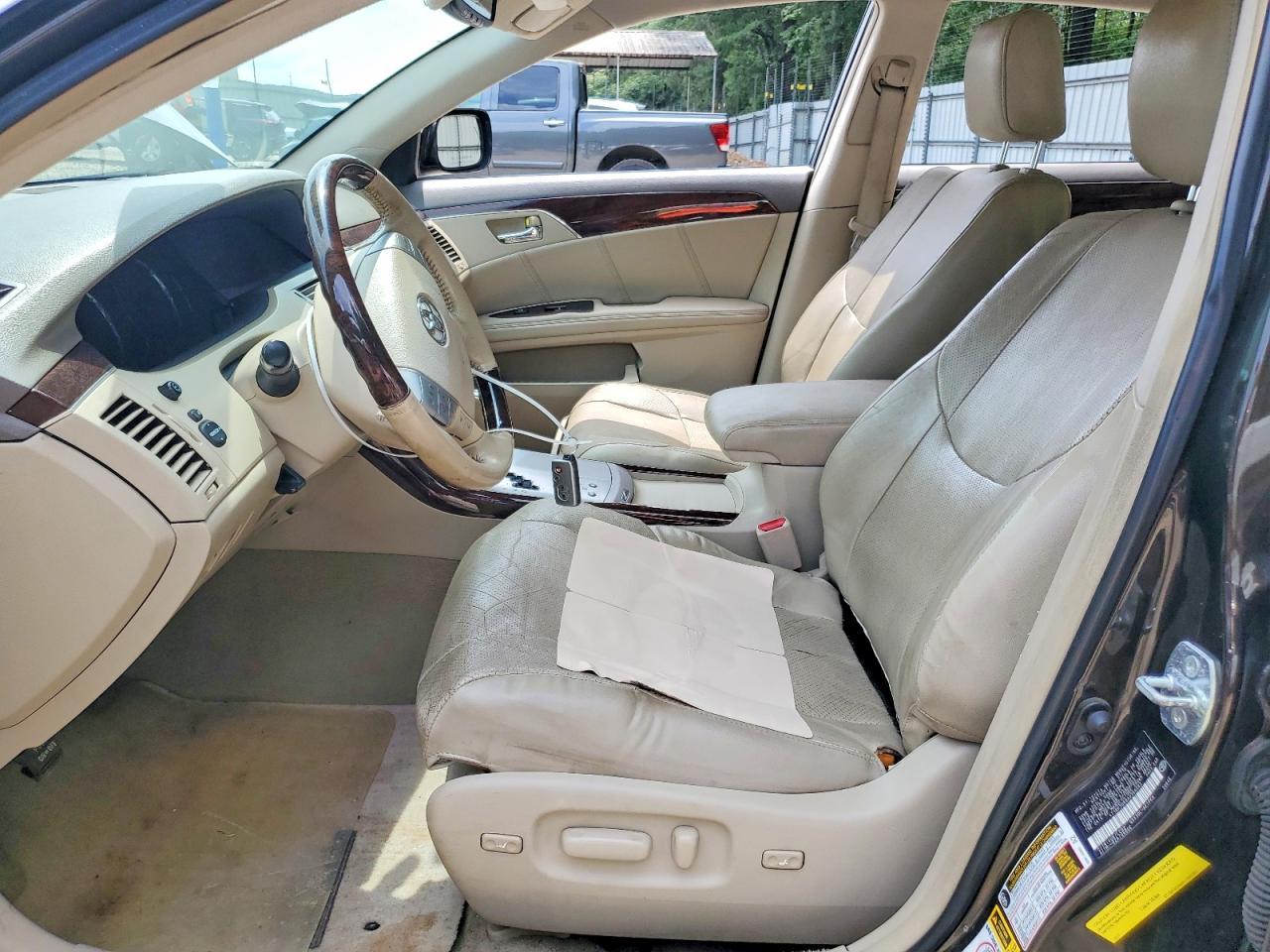 2010 Toyota Avalon Limited - Фото 7