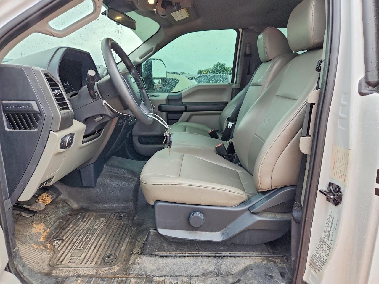 2022 Ford F250 Super Duty - Фото 7