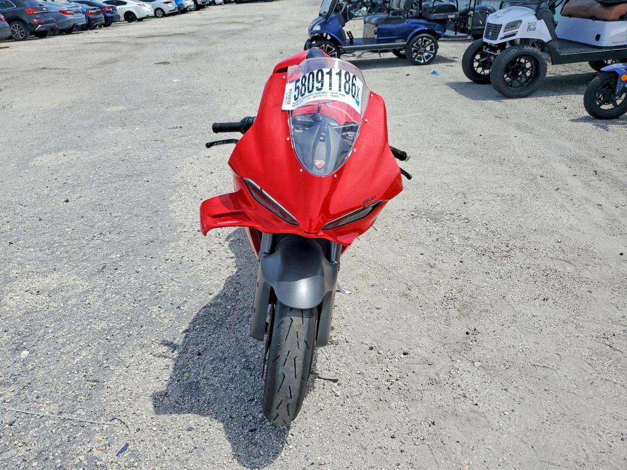 2025 Ducati Panigale V4 - Image 2