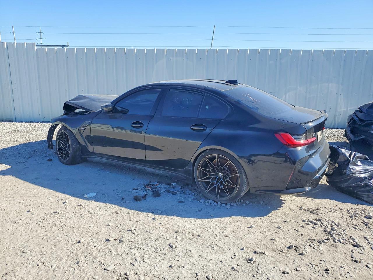 2022 BMW M3 Competition - Фото 2
