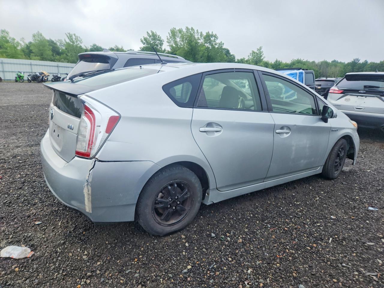 2012 Toyota Prius Two - Фото 3