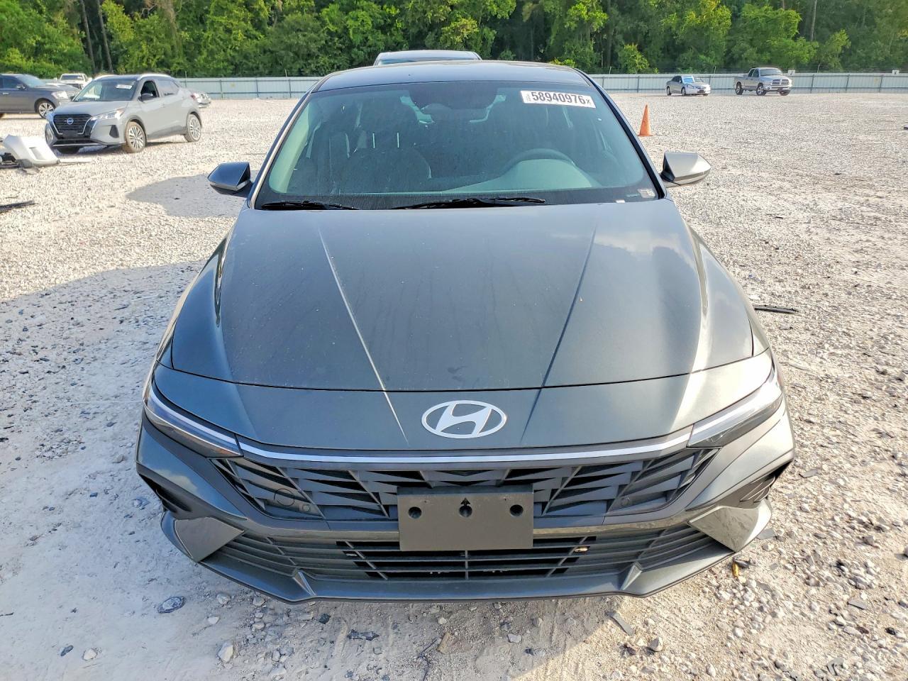 2026 Hyundai Elantra Se - Фото 5