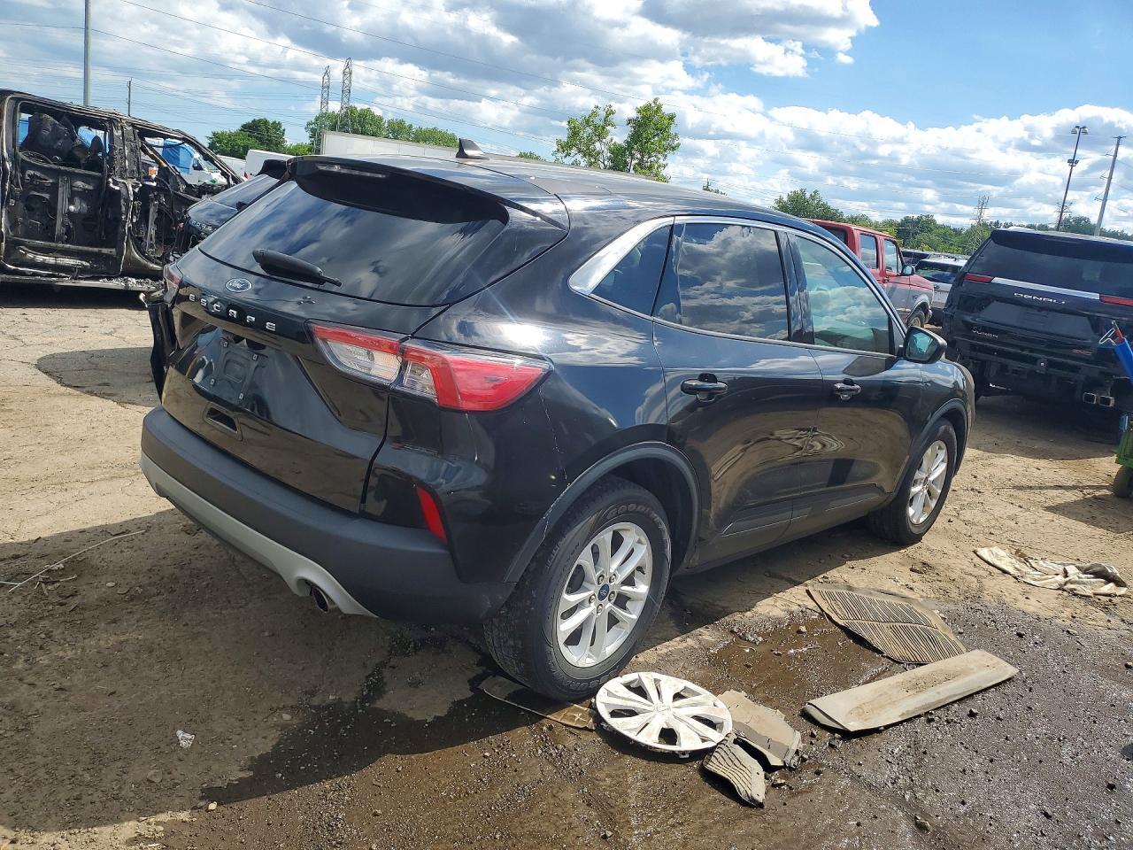 2022 Ford Escape Se - Image 3