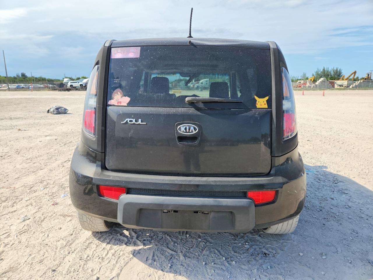 2010 Kia Soul + - Image 6