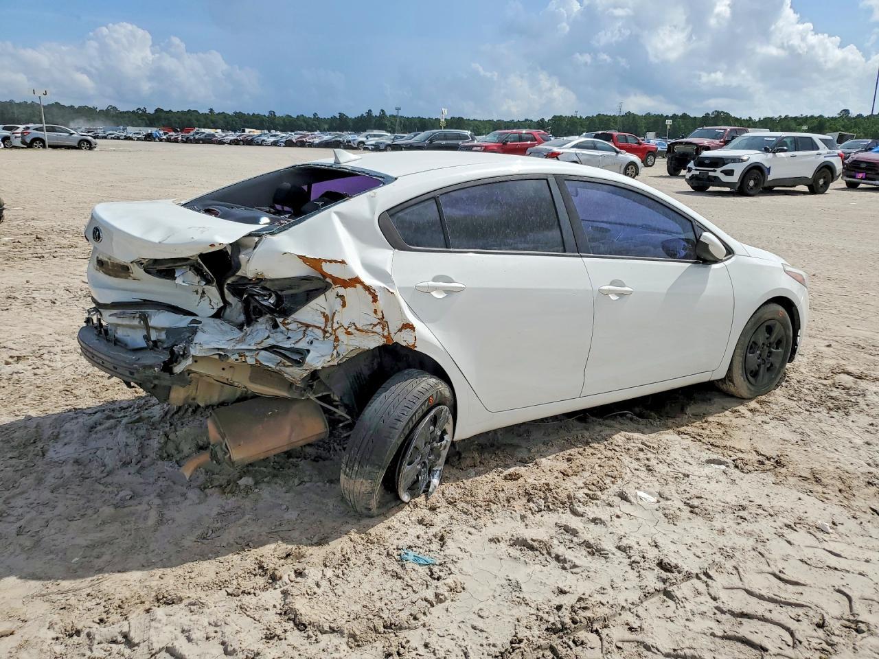 2018 Kia Forte - Фото 3