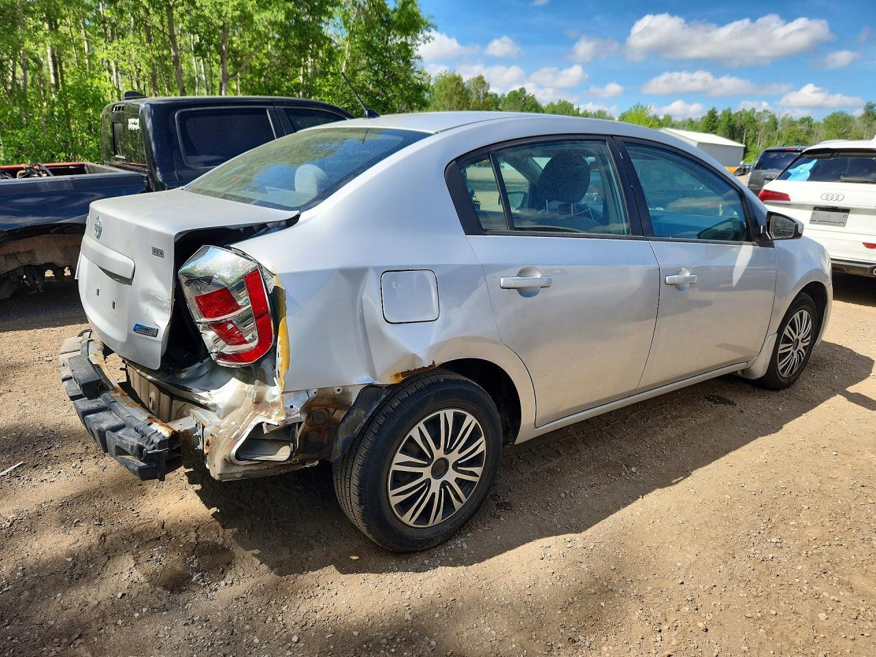 2009 Nissan Sentra 2.0 - Фото 3