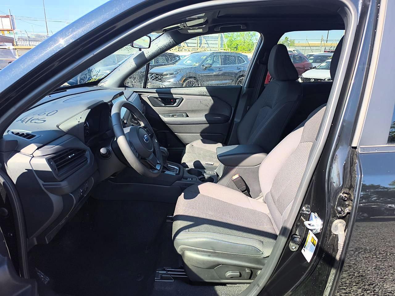 2025 Subaru Forester Premium - Фото 7