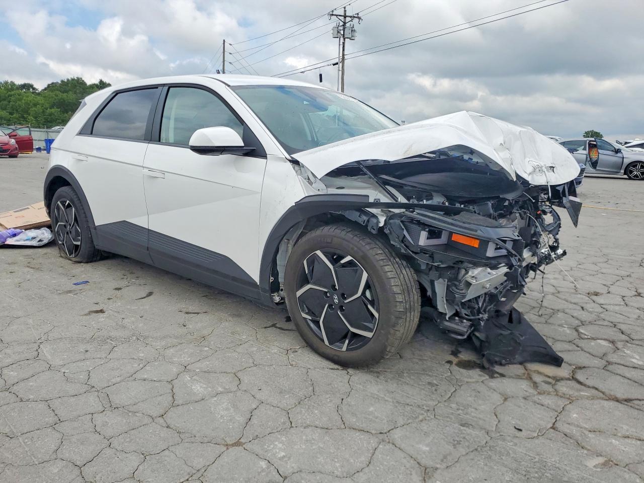 2024 Hyundai Ioniq 5 Se - Image 4