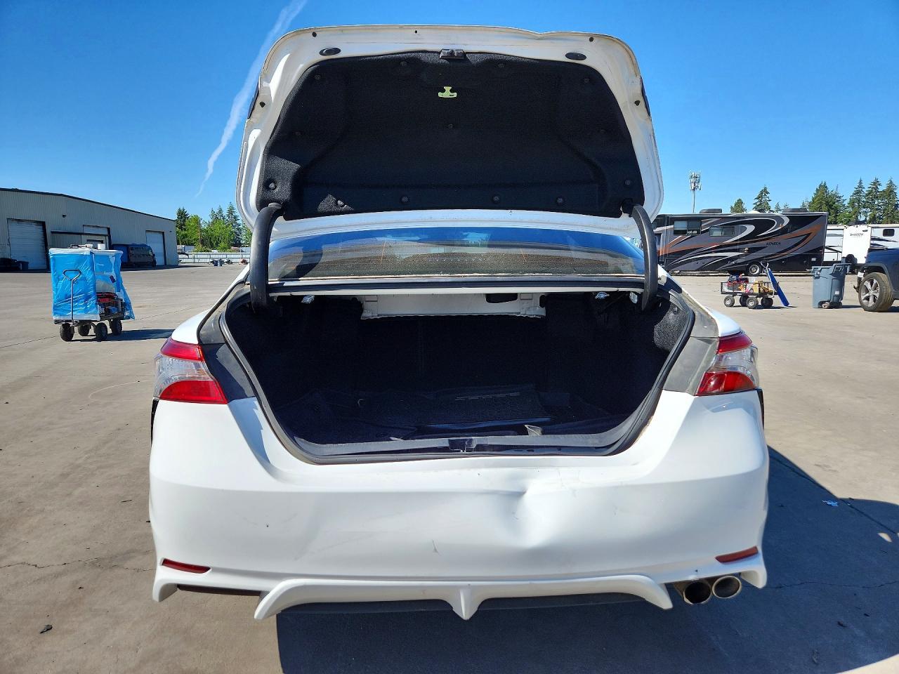 2019 Toyota Camry Se - Фото 6