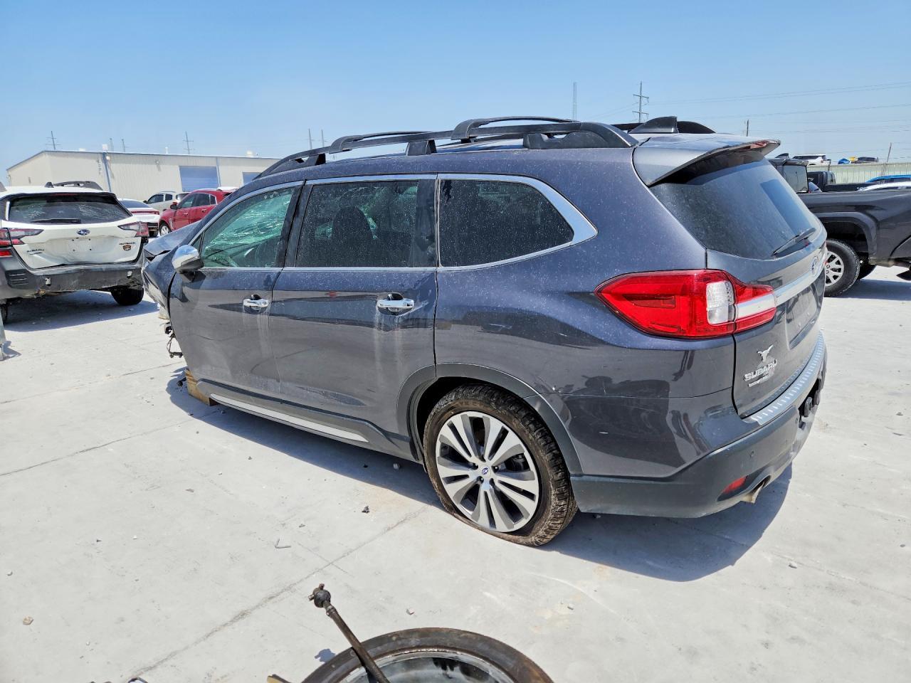 2019 Subaru Ascent Touring - Фото 2