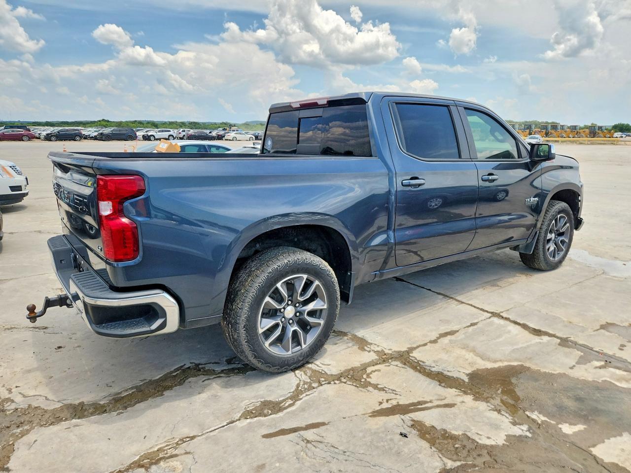 2021 Chevrolet Silverado K1500 Lt - Фото 3