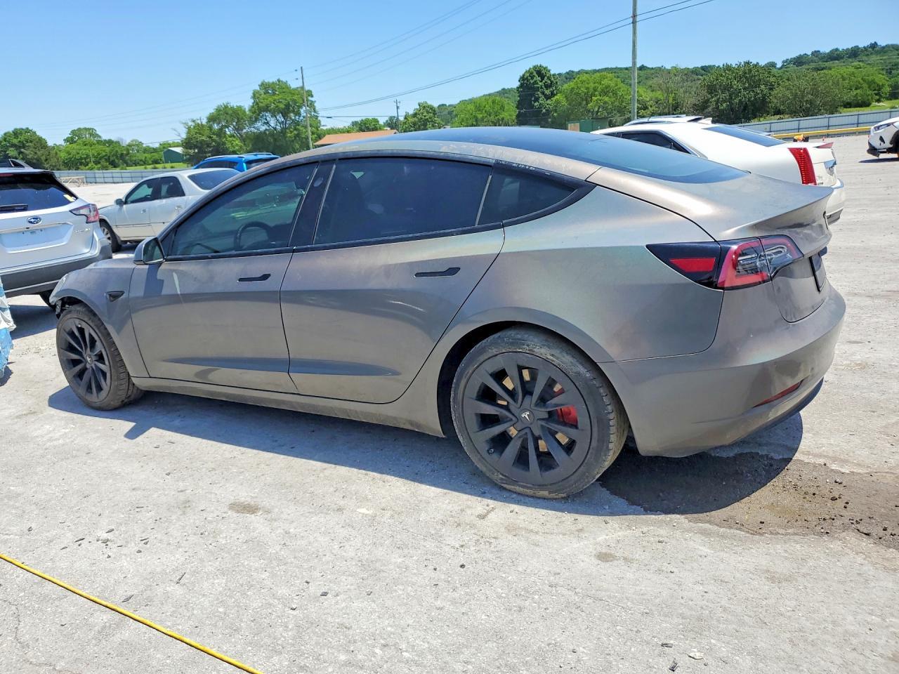 2021 Tesla Model 3 - Image 2