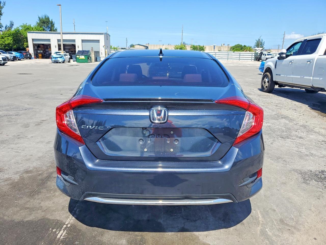 2019 Honda Civic Ex - Image 6
