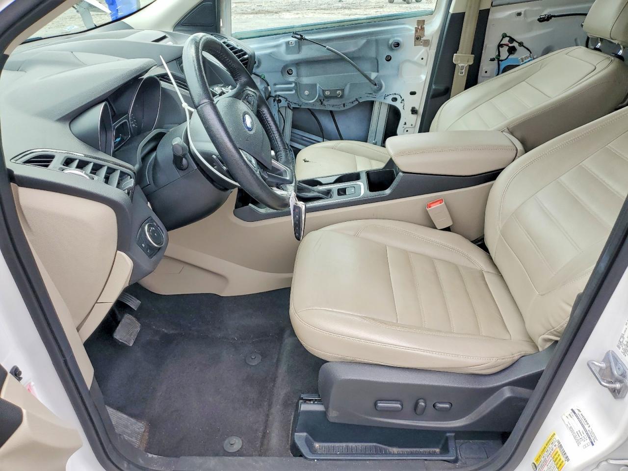 2017 Ford Escape Titanium - Фото 7