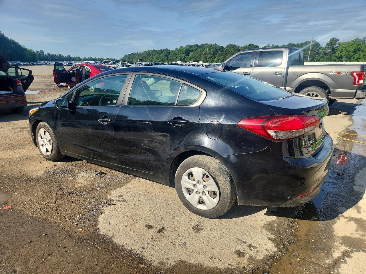 2017 Kia Forte Lx - Фото 2