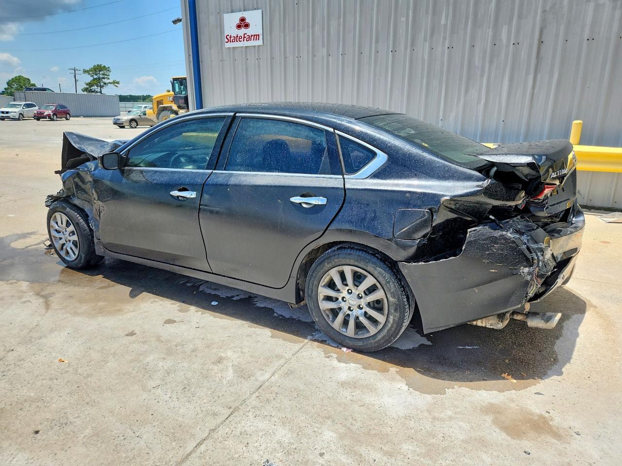 2016 Nissan Altima 2.5 S - Фото 2
