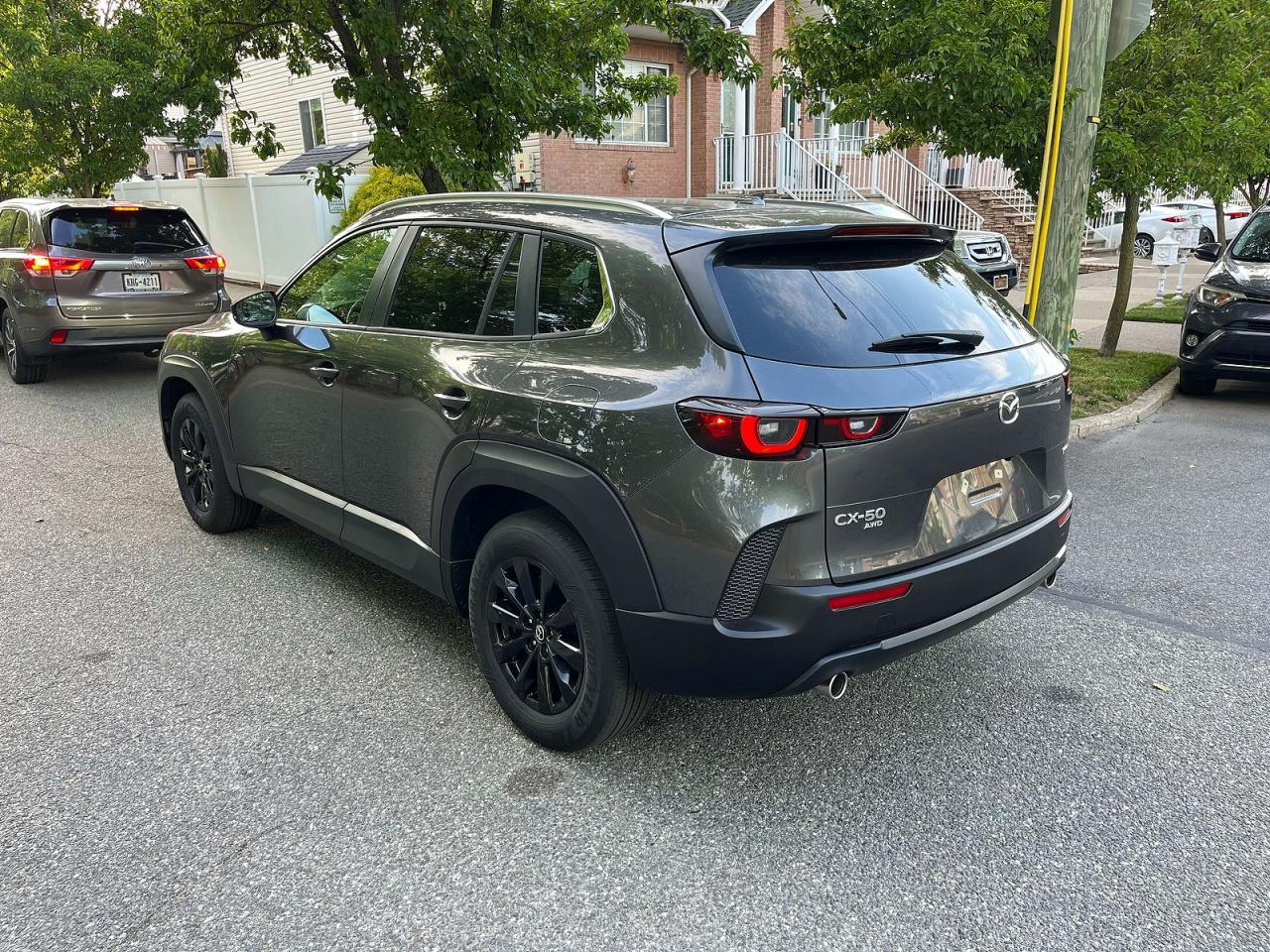 2025 Mazda Cx-50 Premium - Image 3