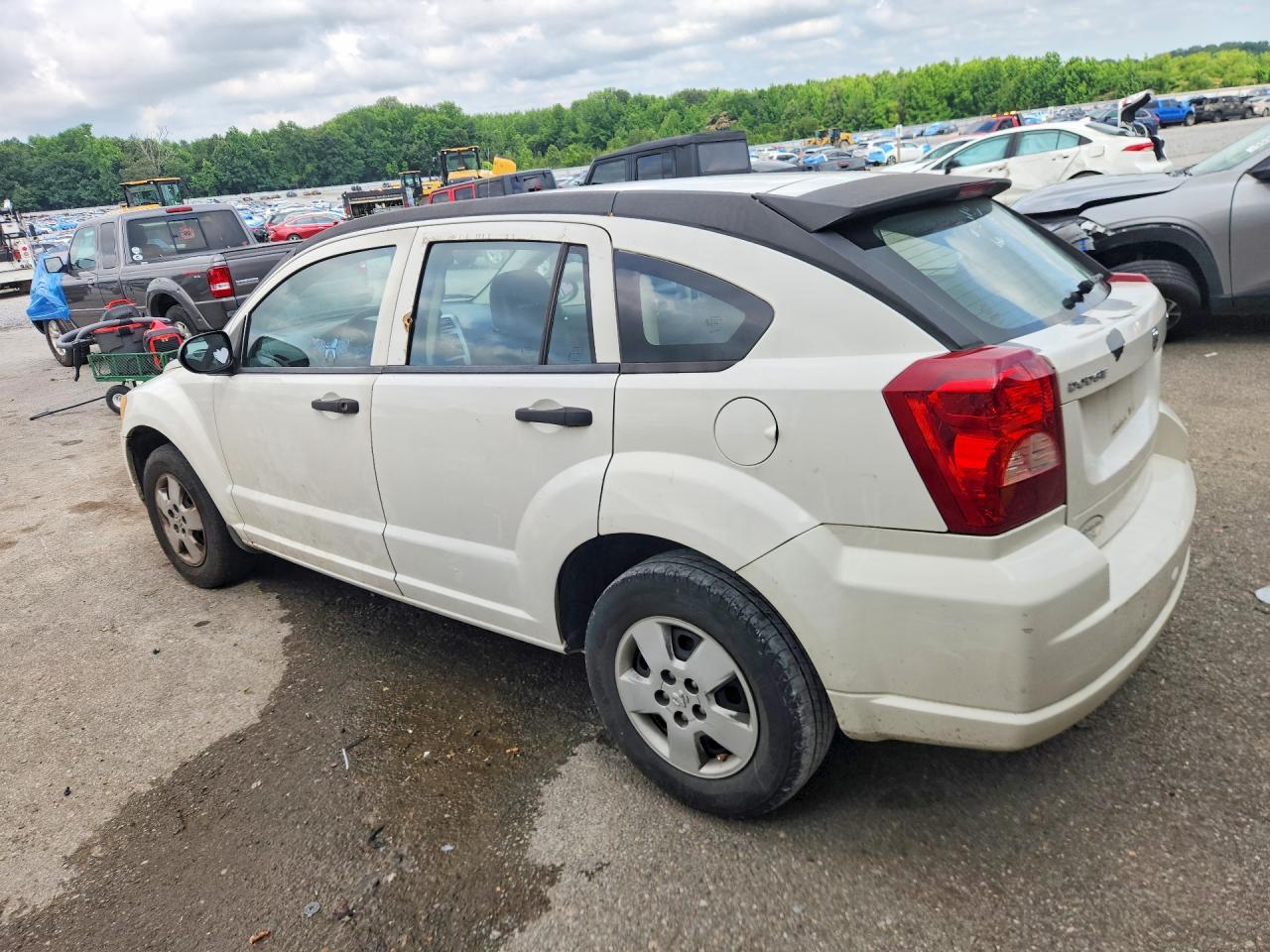 2009 Dodge Caliber Se - Image 2