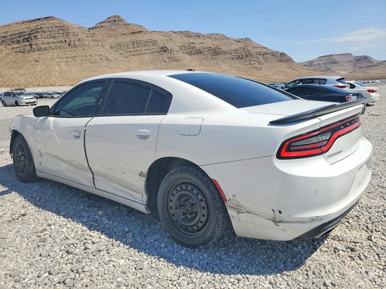 2017 Dodge Charger Se - Image 2