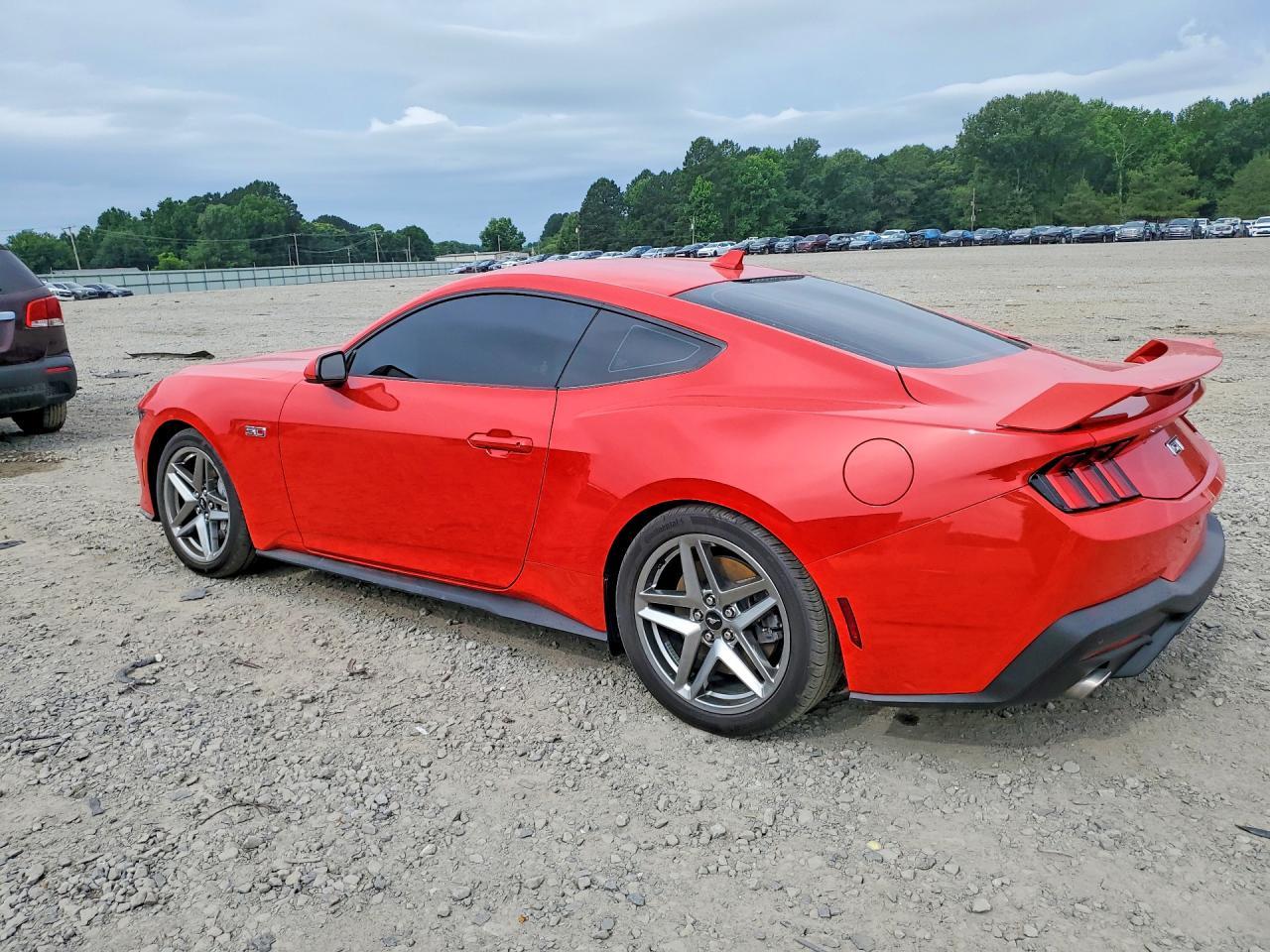 2024 Ford Mustang Gt - Image 2