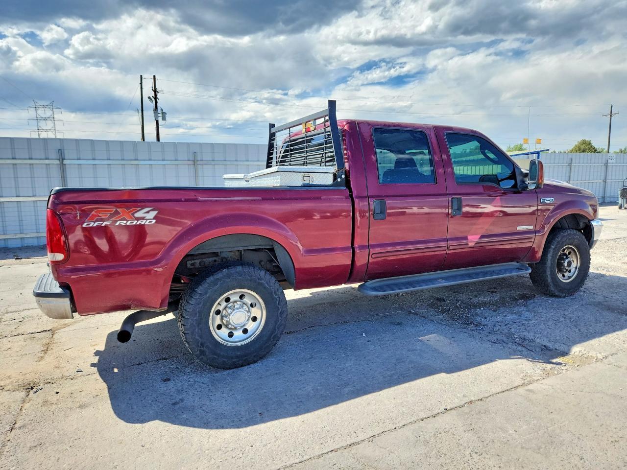 2004 Ford F250 Super Duty - Image 3