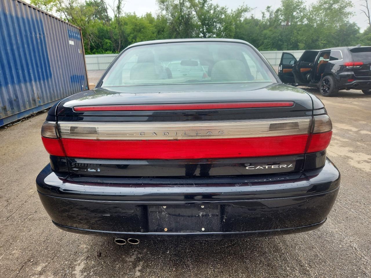 1998 Cadillac Catera - Image 6